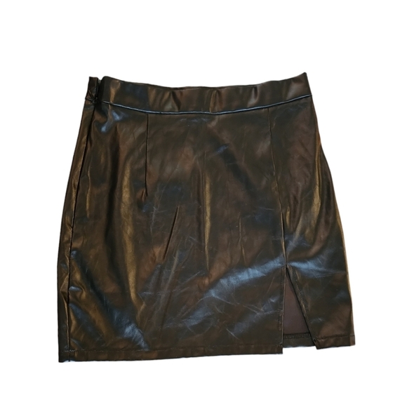 🔖Final Sale| Shein Faux Leather Black Mini Skirt and Zebra Print Top 2fer - Picture 3 of 5